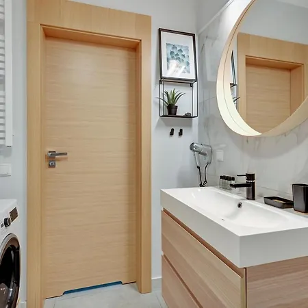 Dom & House - Okrzei Prime