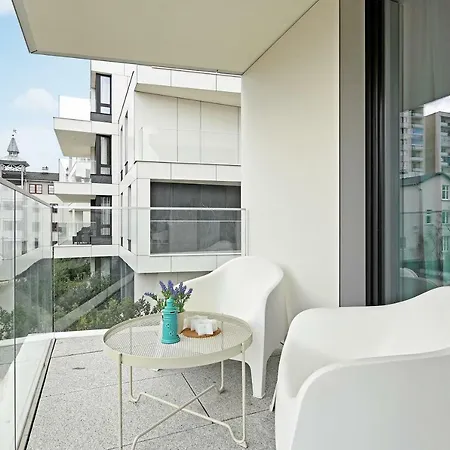 Dom & House - Okrzei Prime